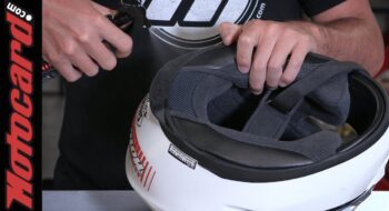 Como limpiar el interior de un casco de moto